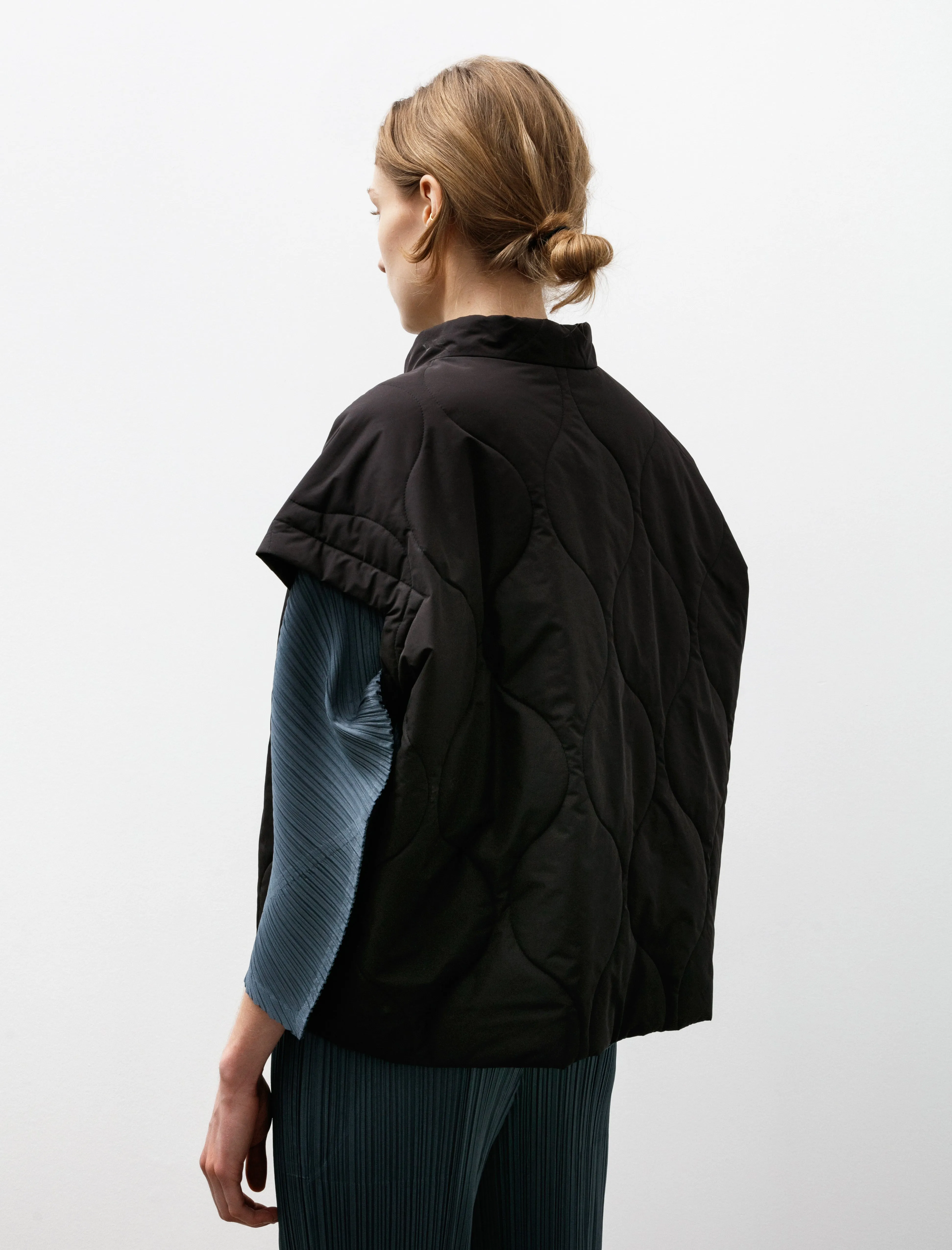 Asteroid Quilted Vest Black