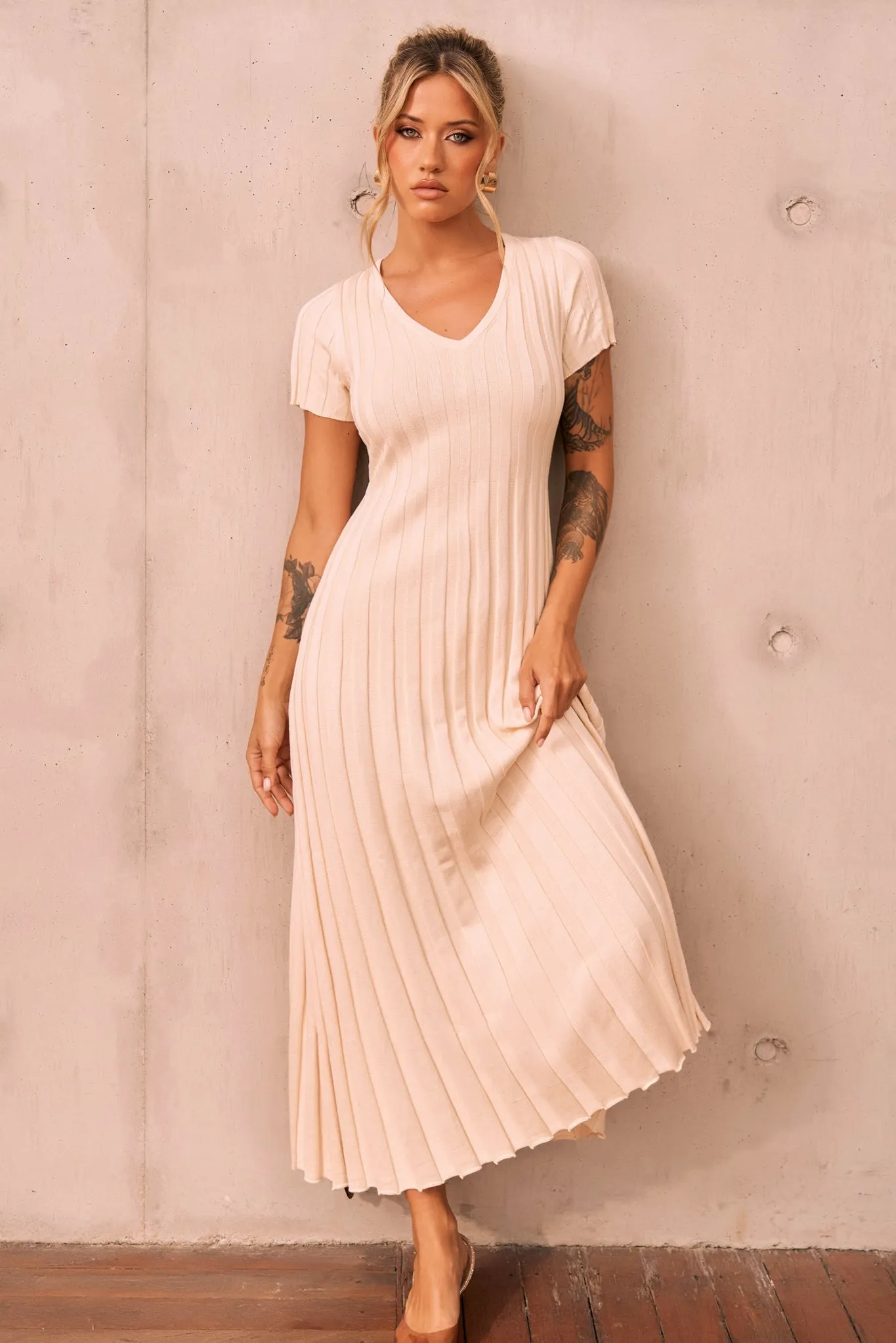 She Made Me Knit Maxi Dress - Beige